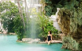 Dusit Suites Hotel Ratchadamri, Bangkok